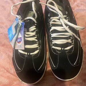 Black Dr scholls fitness walkers